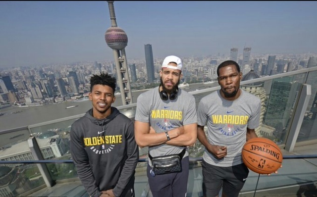 边后卫外插 边后卫外插